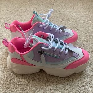 NBW Miss Lola Sneakers